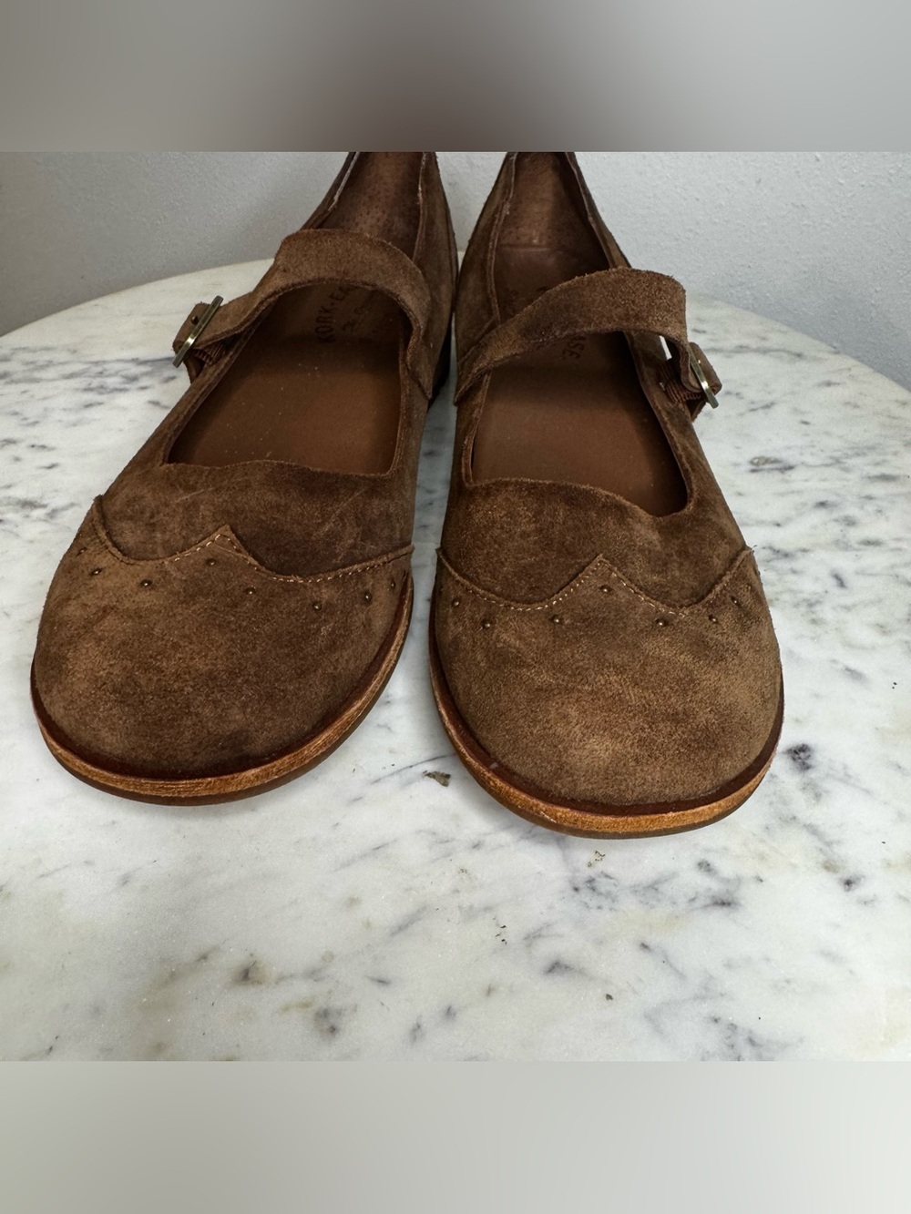 Kork Ease Mary Jane Shoes Size 7.5 M
Suede brown comfort MAKE ME AN OFFER! - Picture 4 of 8